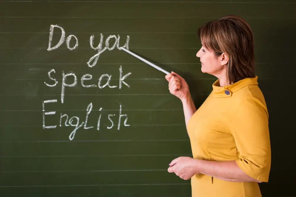 In english speaking course instructor asking students about do you speak english?